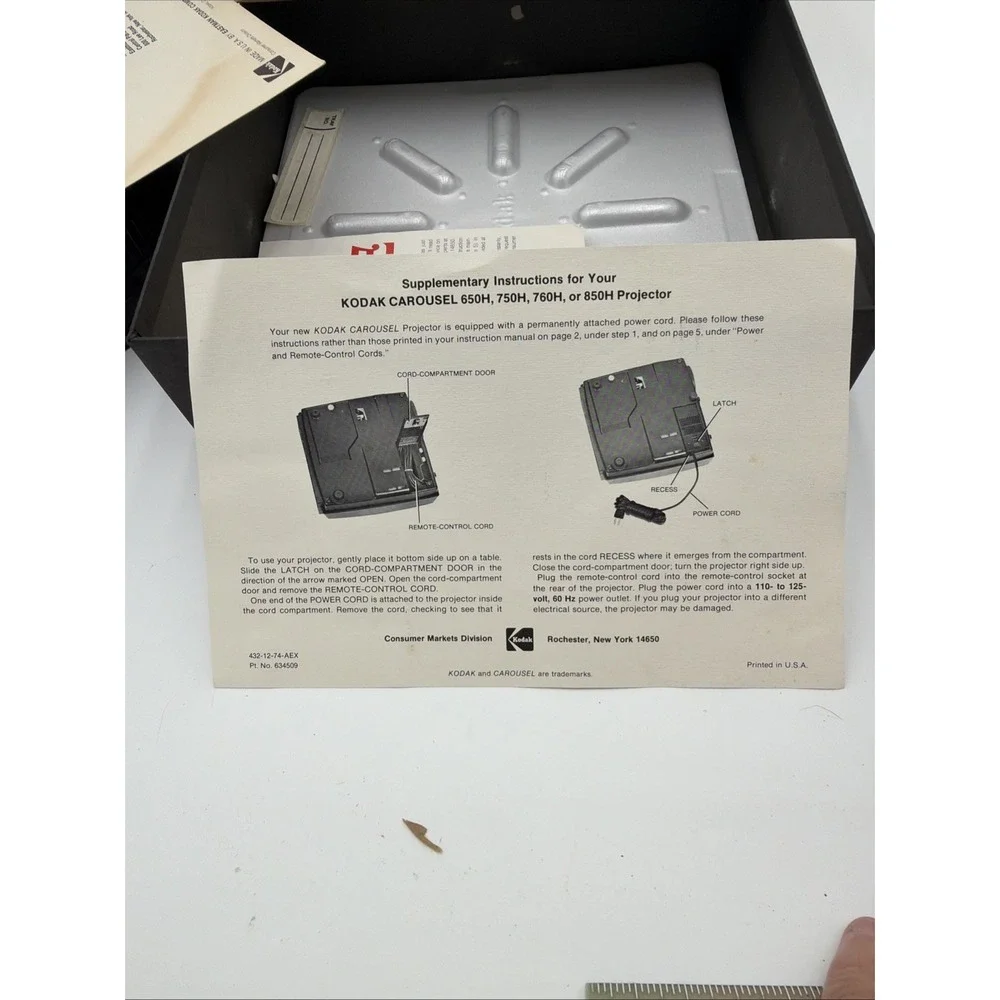 Vintage Kodak‎ Carousel Transvue 140 Slide Tray with Box